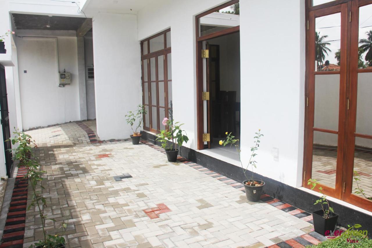 Ever Green Villa Negombo Exterior foto