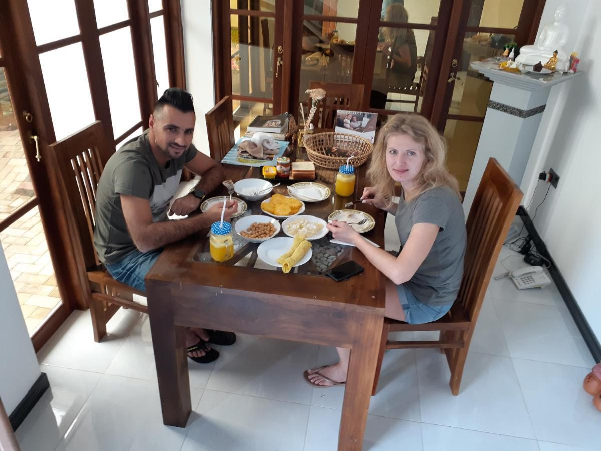Ever Green Villa Negombo Exterior foto