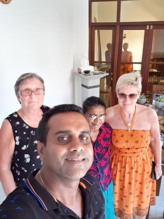 Ever Green Villa Negombo Exterior foto